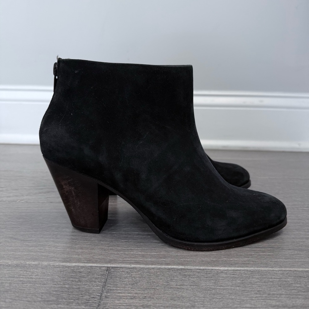 Rachel Comey Prose Black Suede Ankle Booties Stacked Heel 8 Minimalist Western - Picture 3 of 16